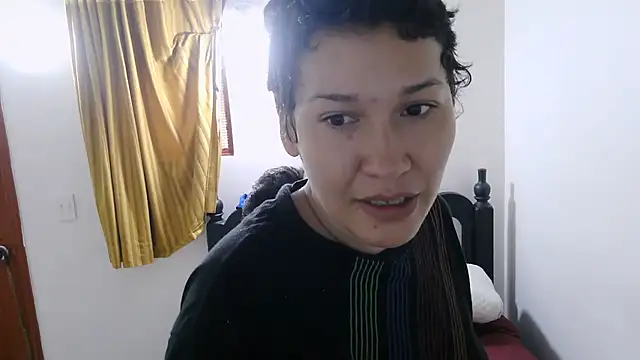 Snapshot of luxandracon23 chatting on 27, 2, 2026 luxandracon23 online show from 27, 2, 2026