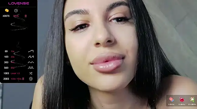 Snapshot of _Evelyynn_ chatting on 31, 12, 2024  Evelyynn  online show from 31, 12, 2024