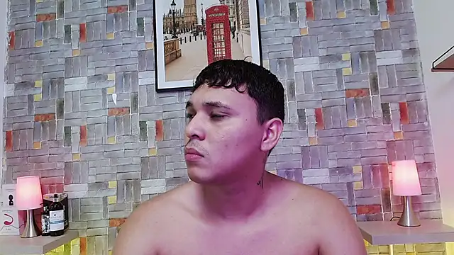 Snapshot of couple_lovelyds chatting on 17, 10, 2025 couple lovelyds online show from 17, 10, 2025