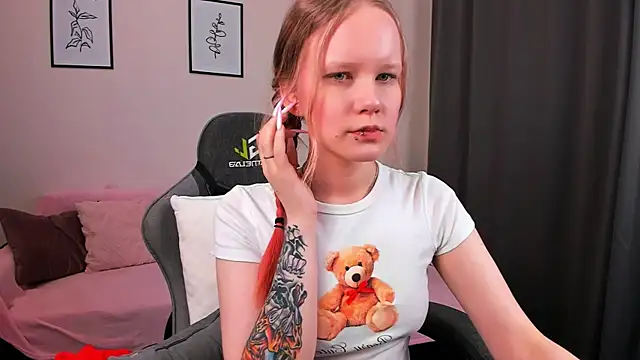 boostyboobs online show from 27, 2, 2025