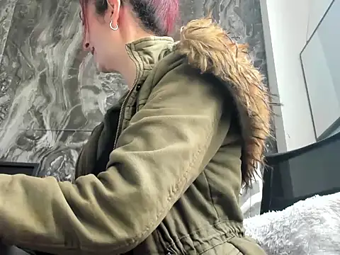 Snapshot of catt_evans1 chatting on 28, 12, 2024 catt evans1 online show from 28, 12, 2024