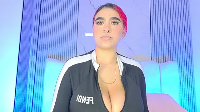 Sofia martiin online show from 23, 12, 2025