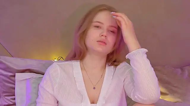 SelinSwarovski online show from 12, 9, 2025