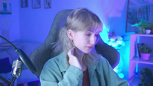 LuxRayi online show from 17, 12, 2024