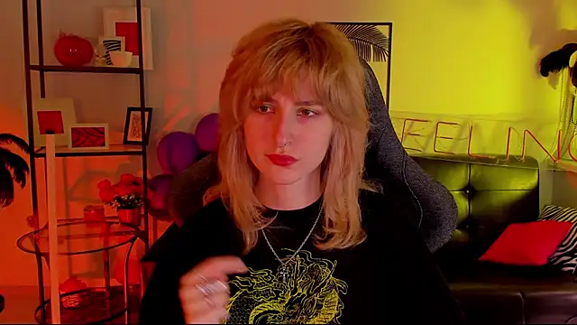 LuxRayi online show from 6, 1, 2025