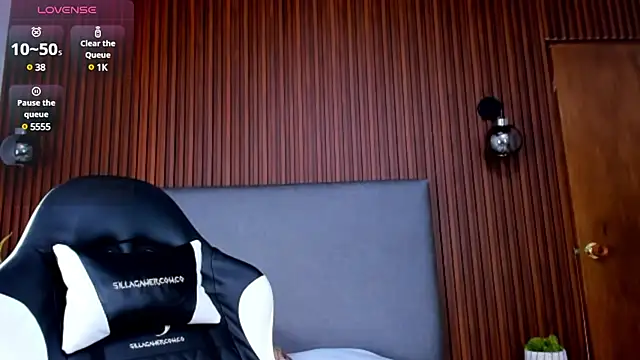 Snapshot of elissa_iris chatting on 16, 12, 2024 elissa iris online show from 16, 12, 2024