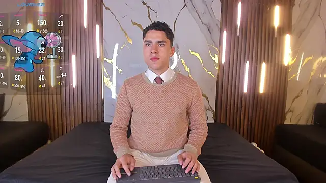 LiamNovak online show from 24, 11, 2025