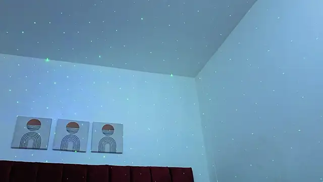 selena castillo online show from 16, 10, 2025