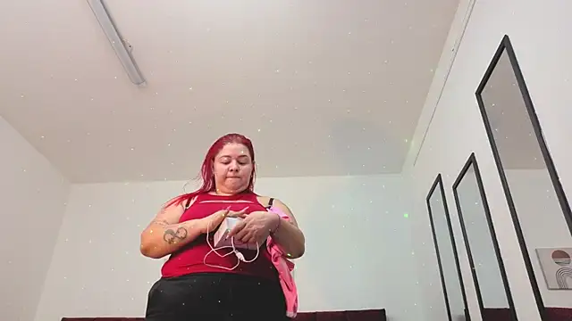 selena castillo online show from 21, 10, 2025