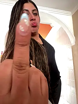 Snapshot of girl_anni chatting on 3, 11, 2025 girl anni online show from 3, 11, 2025