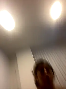 Snapshot of girl_anni chatting on 9, 11, 2025 girl anni online show from 9, 11, 2025