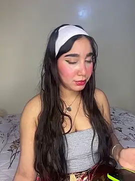 Meryem Queen online show from 3, 3, 2025