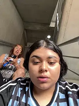 alissonfernandez  online show from 3, 1, 2025