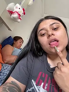 alissonfernandez  online show from 9, 1, 2025