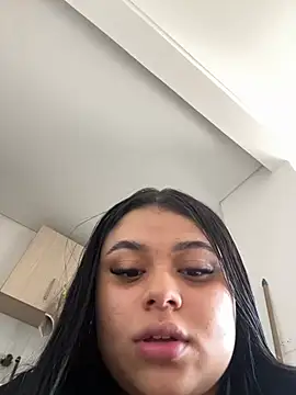 alissonfernandez  online show from 15, 1, 2025