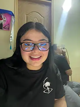 Snapshot of alissonfernandez_ chatting on 11, 2, 2026 alissonfernandez online show from 11, 2, 2026