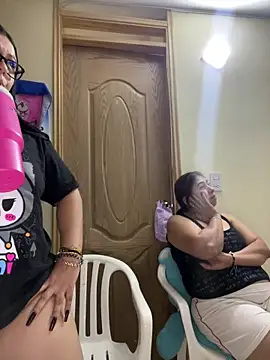 Snapshot of alissonfernandez_ chatting on 12, 3, 2026 alissonfernandez online show from 12, 3, 2026