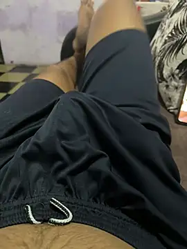 Snapshot of Desiboy___21 chatting on 21, 3, 2025 Desiboy 21 online show from 21, 3, 2025