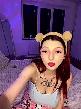 Alissa kiss online show from 3, 12, 2024