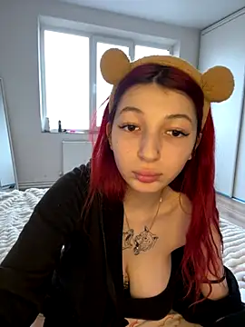 Alissa kiss online show from 6, 12, 2024