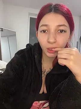 Alissa kiss online show from 18, 12, 2024