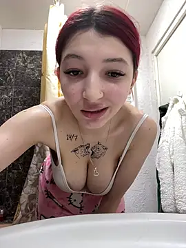 Alissa kiss online show from 25, 12, 2024