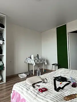 Alissa kiss online show from 12, 1, 2025