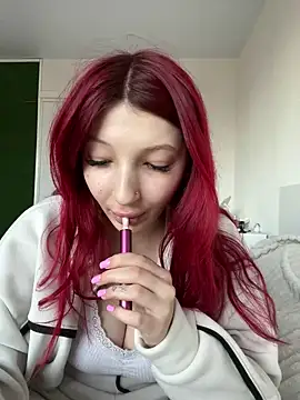 Alissa kiss online show from 14, 1, 2025