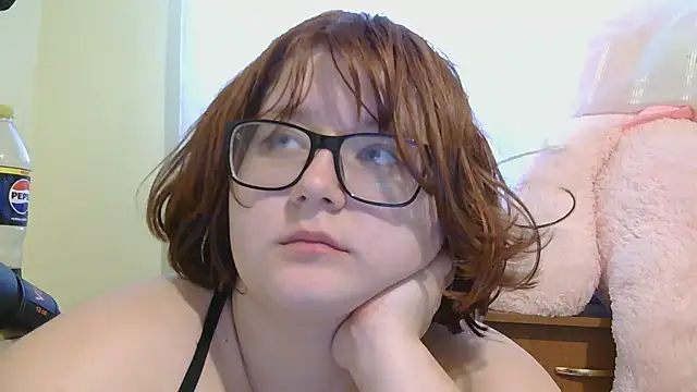 Snapshot of SoNayNachka chatting on 5, 12, 2024 SoNayNachka online show from 5, 12, 2024