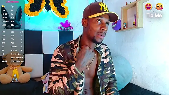 Aroonpapisex online show from 4, 3, 2026