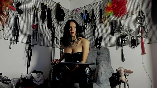 Evil sammy online show from 10, 3, 2026