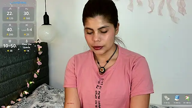 Snapshot of cutehanna1 chatting on 12, 2, 2026 cutehanna1 online show from 12, 2, 2026