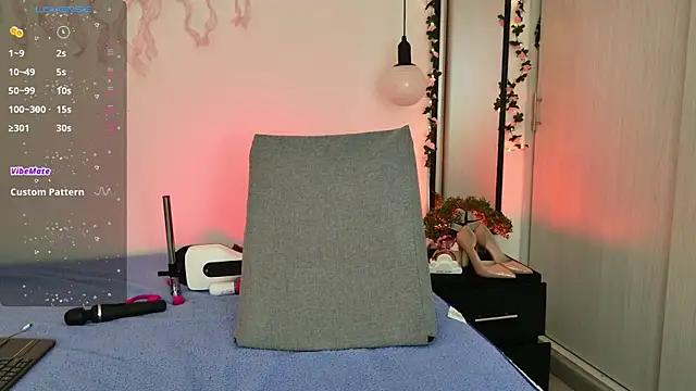 Snapshot of cutehanna1 chatting on 15, 2, 2026 cutehanna1 online show from 15, 2, 2026