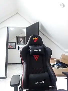 Snapshot of MARYQUANT chatting on 10, 9, 2025 MARYQUANT online show from 10, 9, 2025