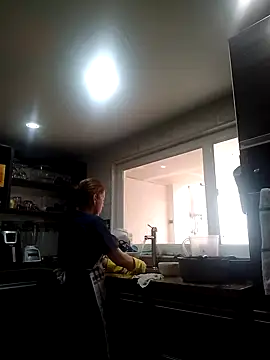 Snapshot of MARYQUANT chatting on 1, 10, 2025 MARYQUANT online show from 1, 10, 2025