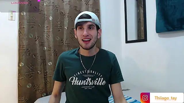 Snapshot of Thhiago_tay chatting on 13, 11, 2025 Thhiago tay online show from 13, 11, 2025