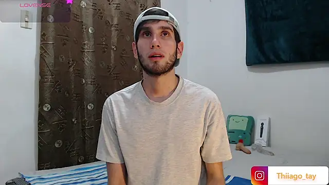 Snapshot of Thhiago_tay chatting on 28, 11, 2025 Thhiago tay online show from 28, 11, 2025