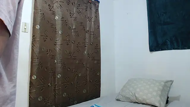 Snapshot of Thhiago_tay chatting on 15, 12, 2025 Thhiago tay online show from 15, 12, 2025