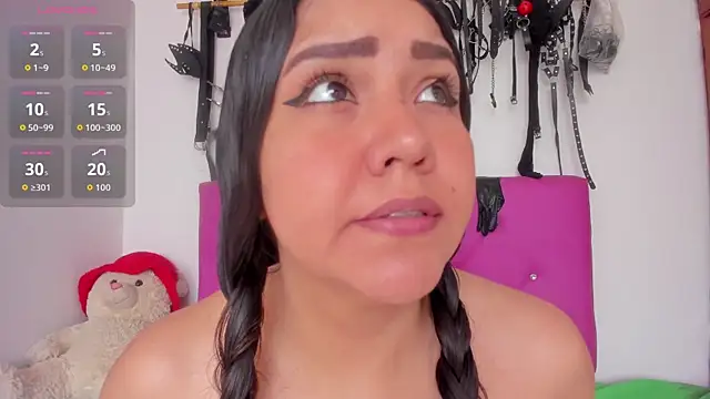 Snapshot of Venus_Blackk chatting on 2, 11, 2025 Venus Blackk online show from 2, 11, 2025