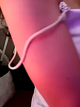 Snapshot of Queenjenn__ chatting on 16, 2, 2025 Queenjenn online show from 16, 2, 2025