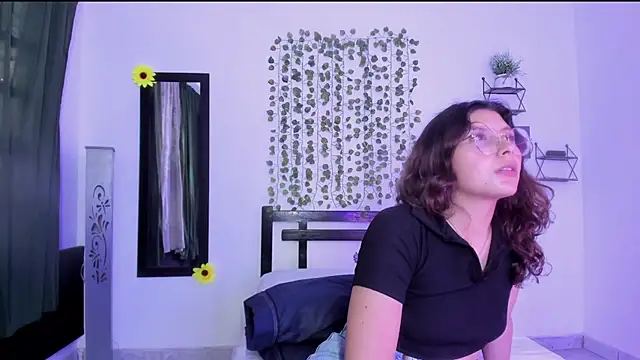 Noellesable online show from 6, 12, 2024
