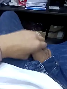 Steve98768 online show from 8, 10, 2025