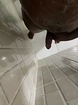 Snapshot of rodrigo21Cm_ chatting on 8, 12, 2024 rodrigo21Cm online show from 8, 12, 2024