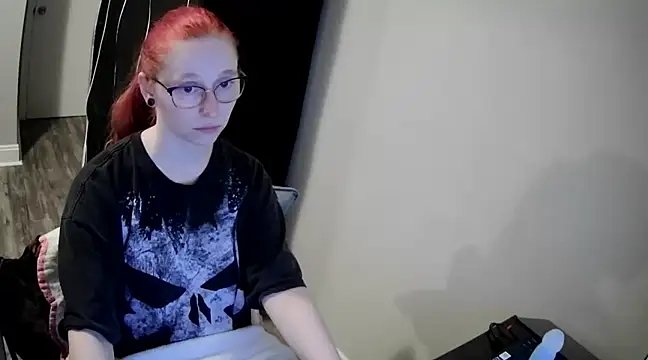 LilyFoxxx online show from 10, 12, 2024