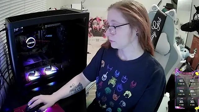 LilyFoxxx online show from 26, 11, 2025