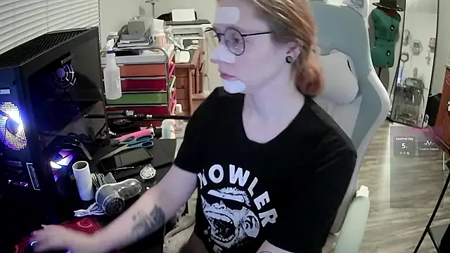 LilyFoxxx online show from 8, 3, 2026