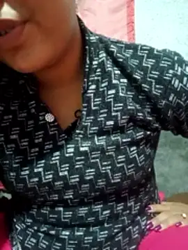 Snapshot of Super-Couple chatting on 23, 12, 2025 Super-Couple online show from 23, 12, 2025