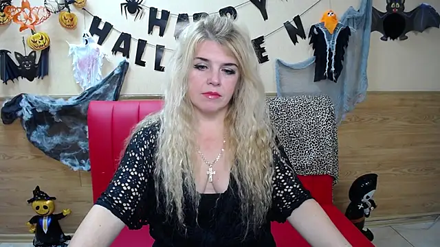 Julya Barbi online show from 4, 11, 2025