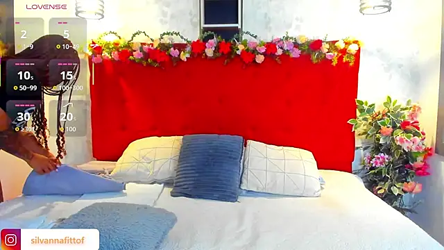 SilvannaFit online show from 12, 3, 2026