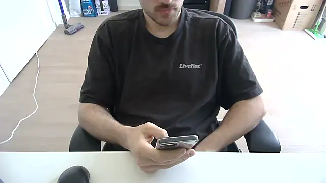 Snapshot of taallguyy_196 chatting on 22, 3, 2026 taallguyy 196 online show from 22, 3, 2026